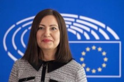 Ivanova bevestigd als nieuwe commissaris voor Innovatie, Onderzoek, Cultuur, Onderwijs en Jeugd 